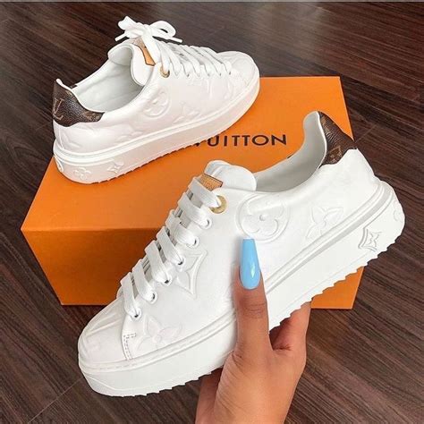 tenis louis vuitton feminino branco|louis vuitton sneakers women.